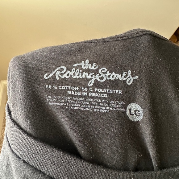 Rolling Stones North American Tour 1975 Large Men's Short Sleeve Tee - Picture 3 of 9